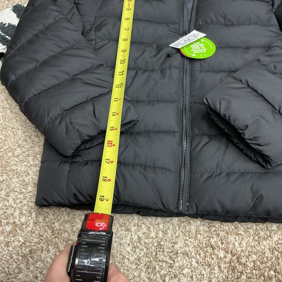 The Children's Place Black Puffer Jacket - Picture 5 of 6